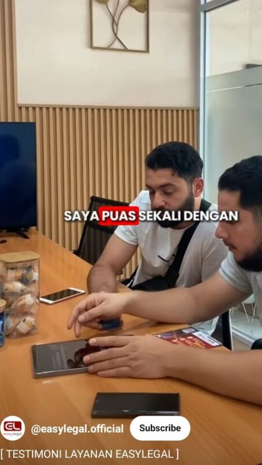 Putar video testimoni klien EasyLegal